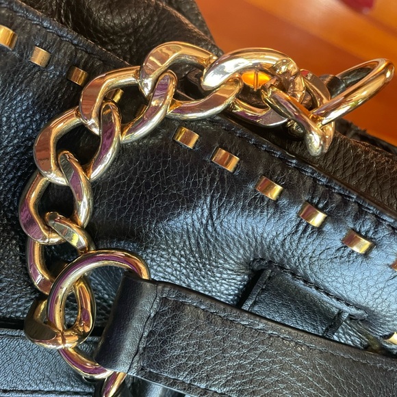 Michael Kors, black leather handbag gold, trim, and shoulder strap like new - Picture 6 of 6